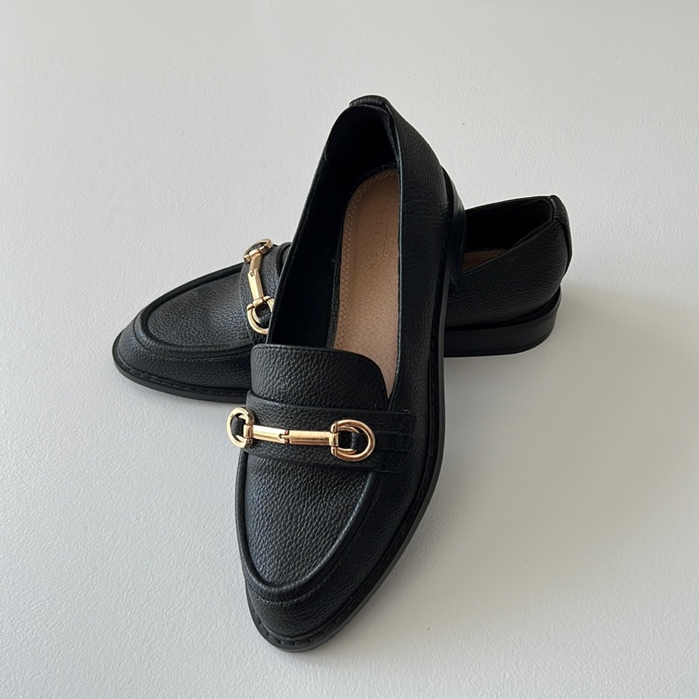 Loafer work flats